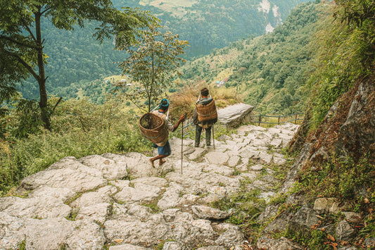 Barefoot hiking and trekking